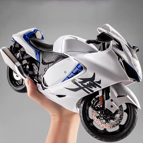 Suzuki Hayabusa 2022 Motorcycle Model Car Toys Alloy Diecast Shock Absorption Rubber Tires Simulation Motors